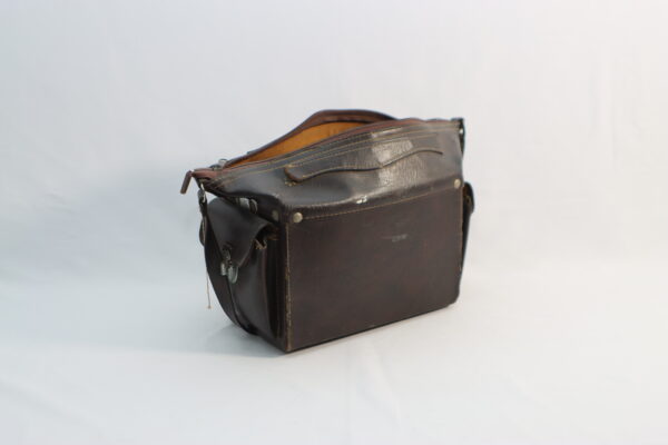 ヴィンテージ・カメラバッグ ＆ フォトアクセサリー・セット｜CD250200057