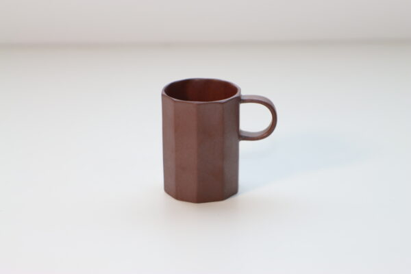モダン・マグカップ ブラウン｜DB250300077