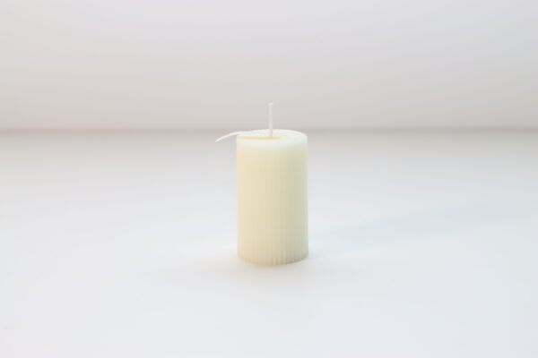 プリーツ・ピラーキャンドル（小）｜AB250100334