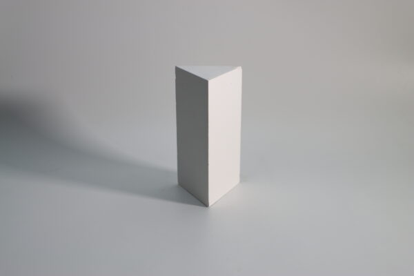 石膏　三角柱｜AH250000125