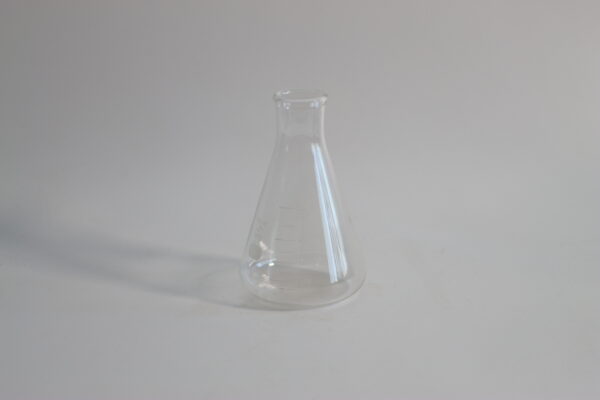 クリア・三角フラスコ 500ml｜EC250700020