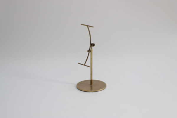 三日月型アクセサリースタンド｜EC250400029