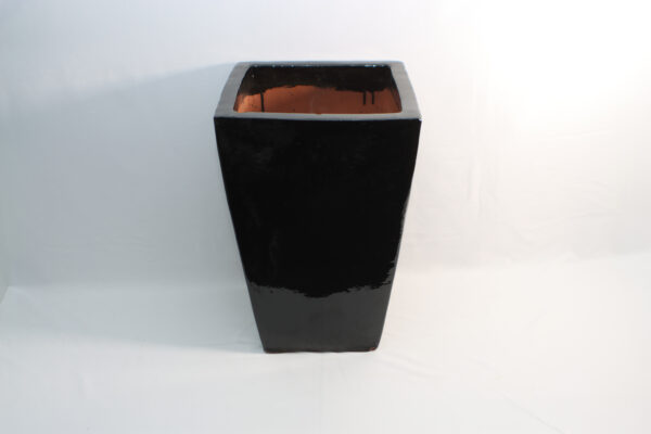 グロス・ブラック・キューブ｜AA250100189