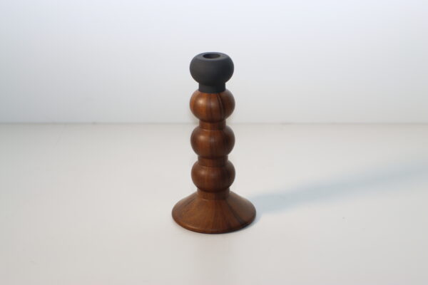 モダン・ウッド・トーテムキャンドルスタンド｜AB250000325