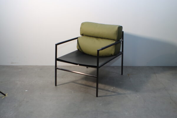 モダン・クロームフレーム・チェア｜BB250300010