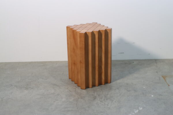 幾何学フォルム・ウッドスツール（ナチュラル）｜BD250000036