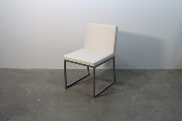 ホワイトモダン・サイドチェア｜BB250300077