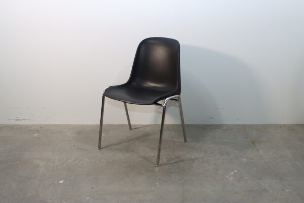 モダン・ブラックシェルチェア｜BB250000079