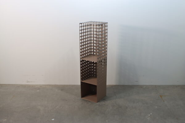 パーフォレイテッド・ウォールシェルフ（ピンクベージュ）｜BF250100050