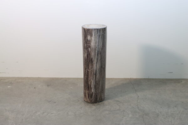 モダンレジン・ログスツール｜BD250000023